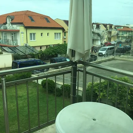 מלון דירות Budzhaka Black Sea Paradise 3*