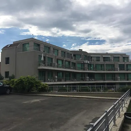 Hotel apartamentowy Budzhaka Black Sea Paradise 3*